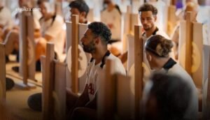 موقع اليقظة - الموقع العربي الشامل 9 زيارة محمد صلاح لمعبد بوذي